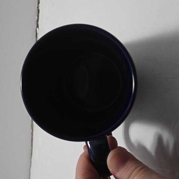 Xena memorabilia mug with gold print - Picture 3 of 4